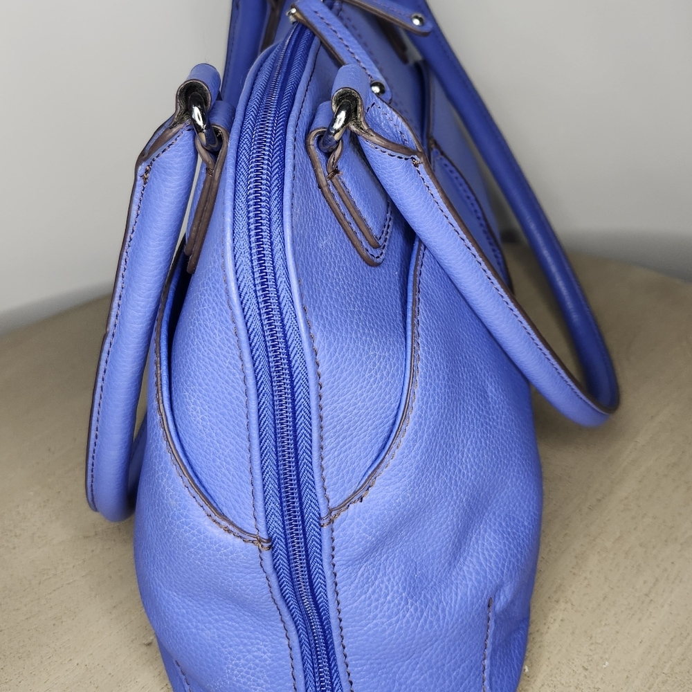 Tignanello "teen-ya-NELL-oh" Dome Handbag - Rare - Picture 4 of 6